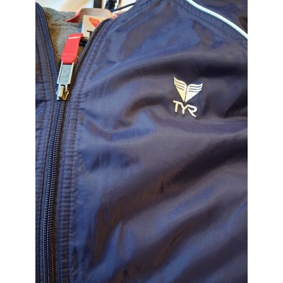 TYR Alliance Team size Medium Parka Swimming Fleece Long Gorpcore Cozy Jacket - Picture 11 of 13